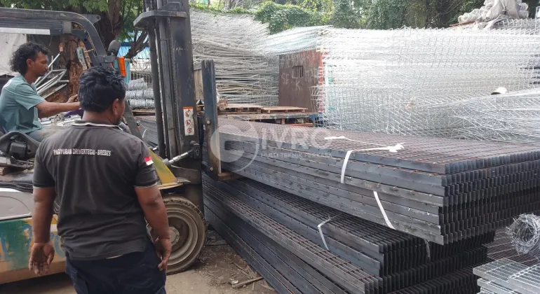 Pabrik Steel Grating